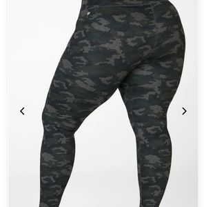 Fabletics power hold leggings size 2x